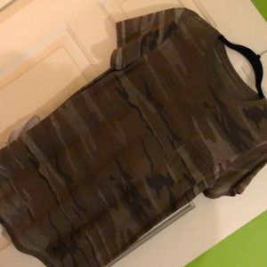 Camo pocket tshirt